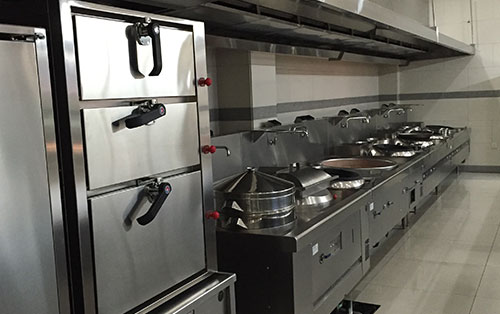 南京火頭軍商用廚房設備——三門海鮮蒸柜